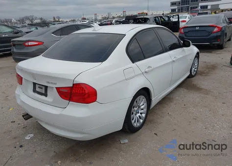 2009 BMW 328I z USA, uszkodzony, nr VIN WBAPH575X9NM33506